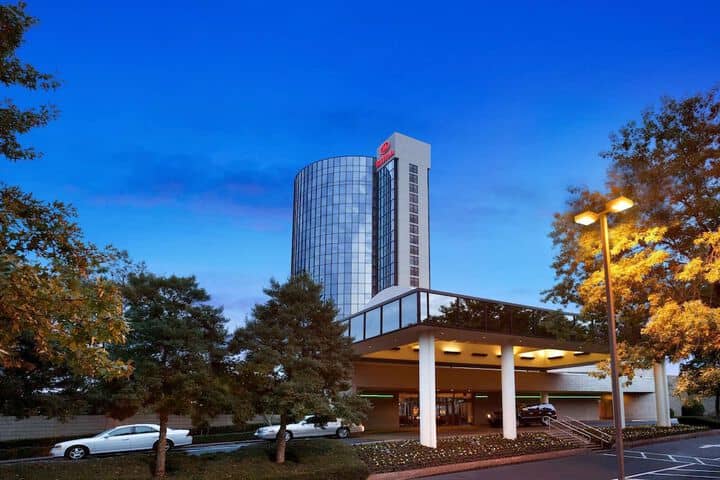 Hotel 75 of 76